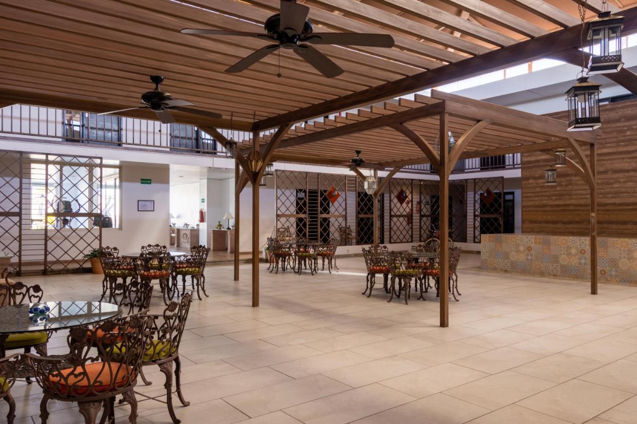 Hotel Barante Suites Саламанка Экстерьер фото