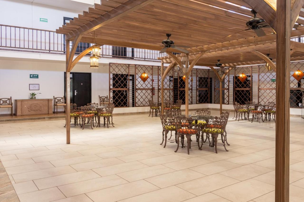 Hotel Barante Suites Саламанка Экстерьер фото
